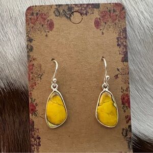 ❤️ Honey Dahlia Kingman Turquoise Teardrop Dangle Earrings 1.28”L Bohemian 925